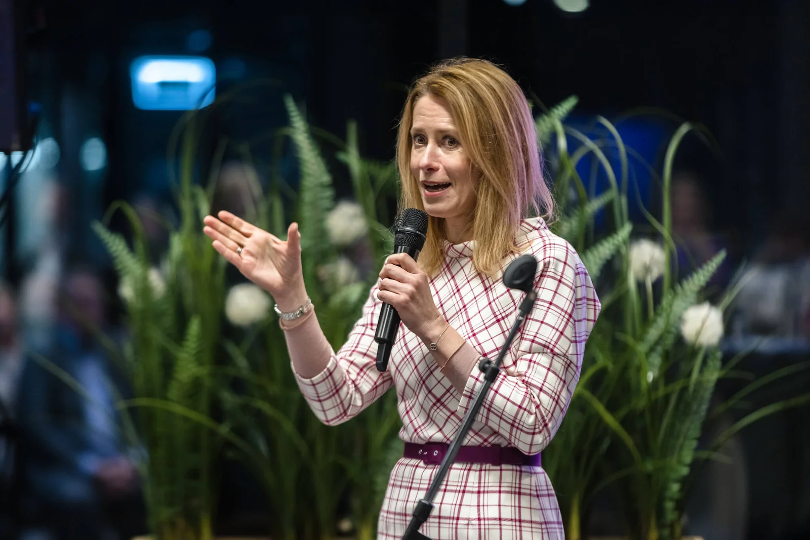 kaja kallas körpergröße